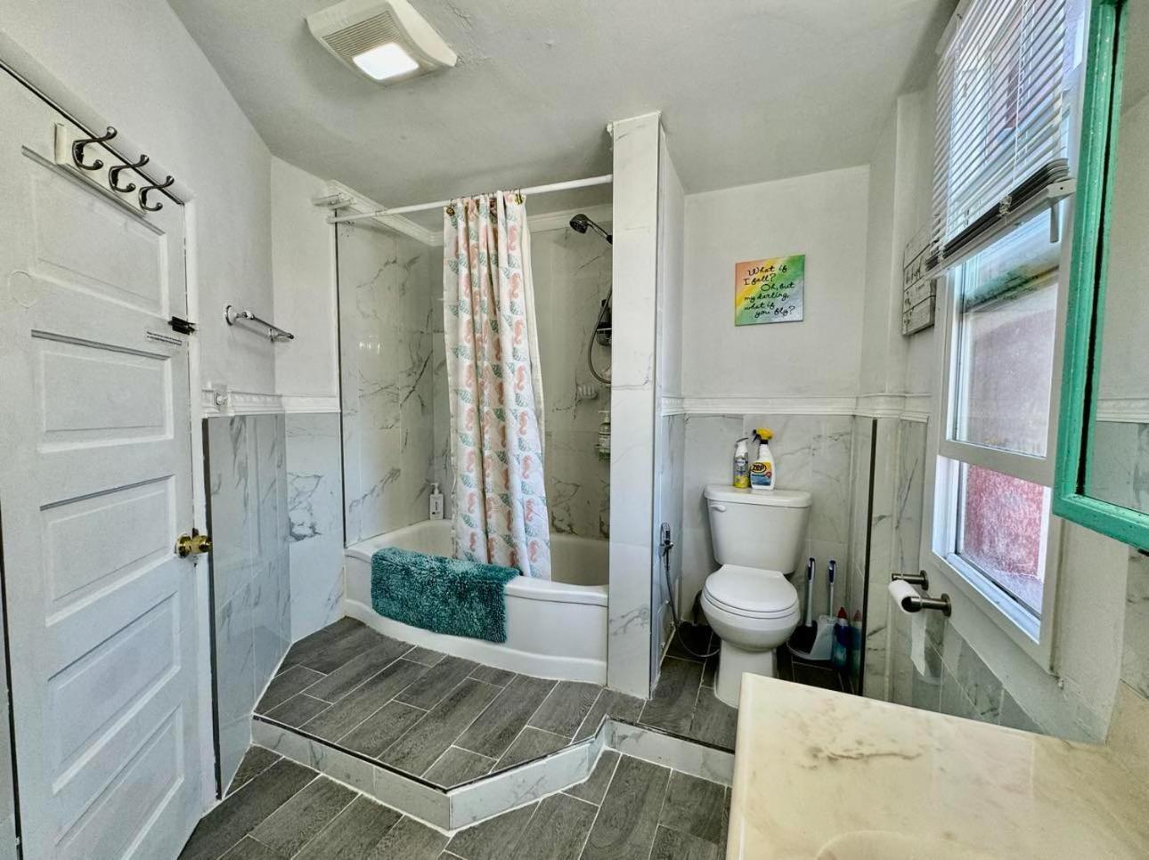 Private Room With Two Twin Beds Air Conditioning And Shared Bathrooms Located Near Seatac Airport And Downtown סיאטל מראה חיצוני תמונה