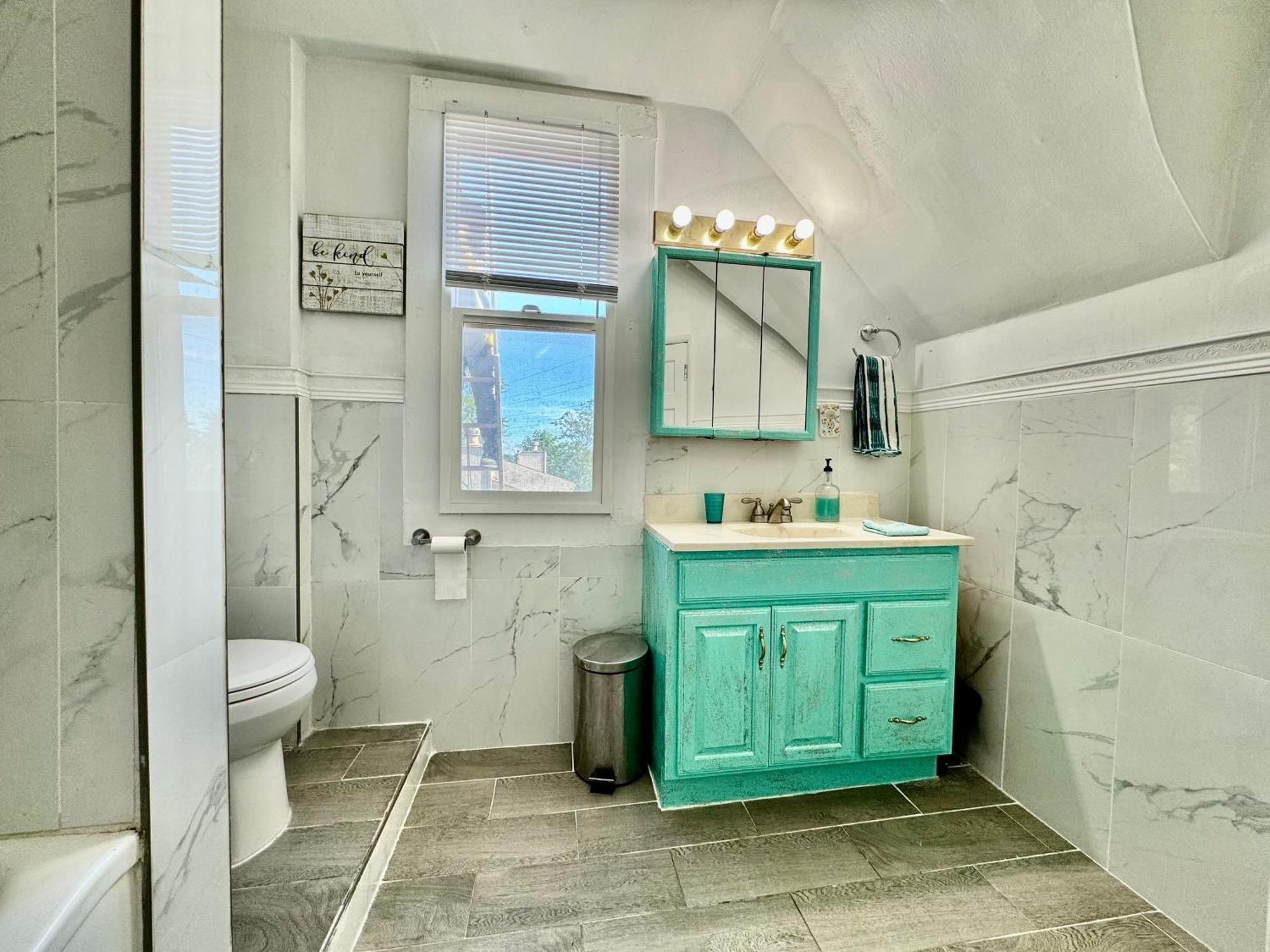 Private Room With Two Twin Beds Air Conditioning And Shared Bathrooms Located Near Seatac Airport And Downtown סיאטל מראה חיצוני תמונה