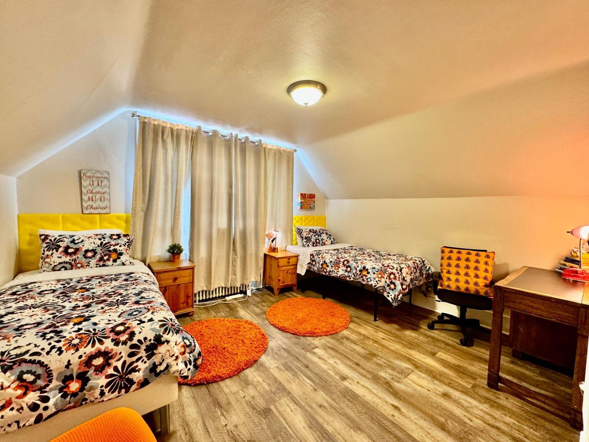 Private Room With Two Twin Beds Air Conditioning And Shared Bathrooms Located Near Seatac Airport And Downtown סיאטל מראה חיצוני תמונה